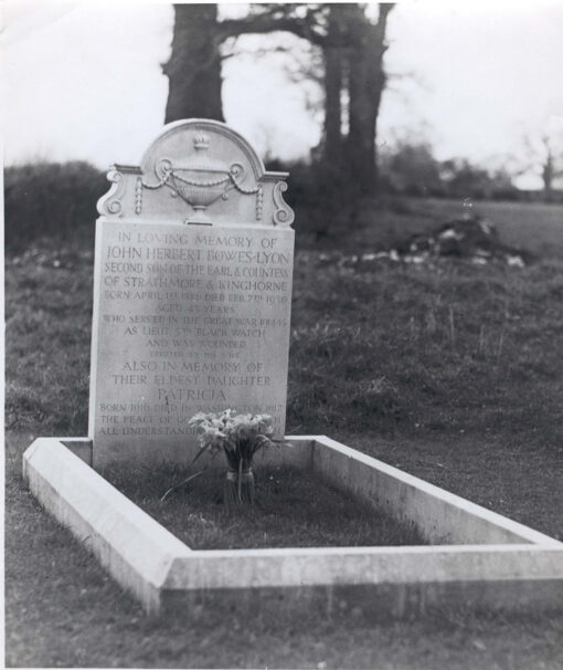 Grave of John Herbert Bowes Lyon