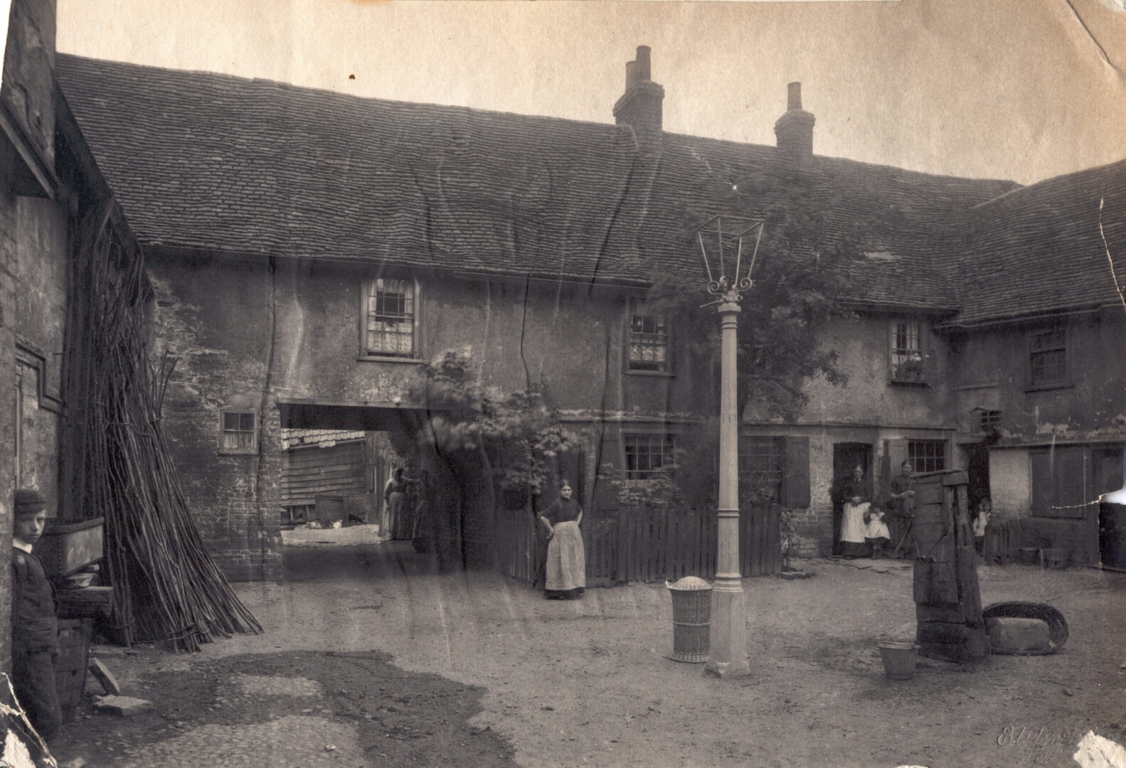 Chequers Yard Chequers Yard