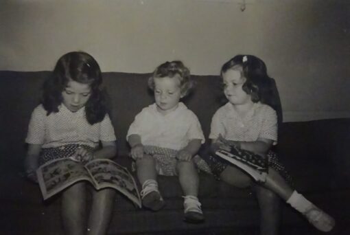 The Howard Sisters